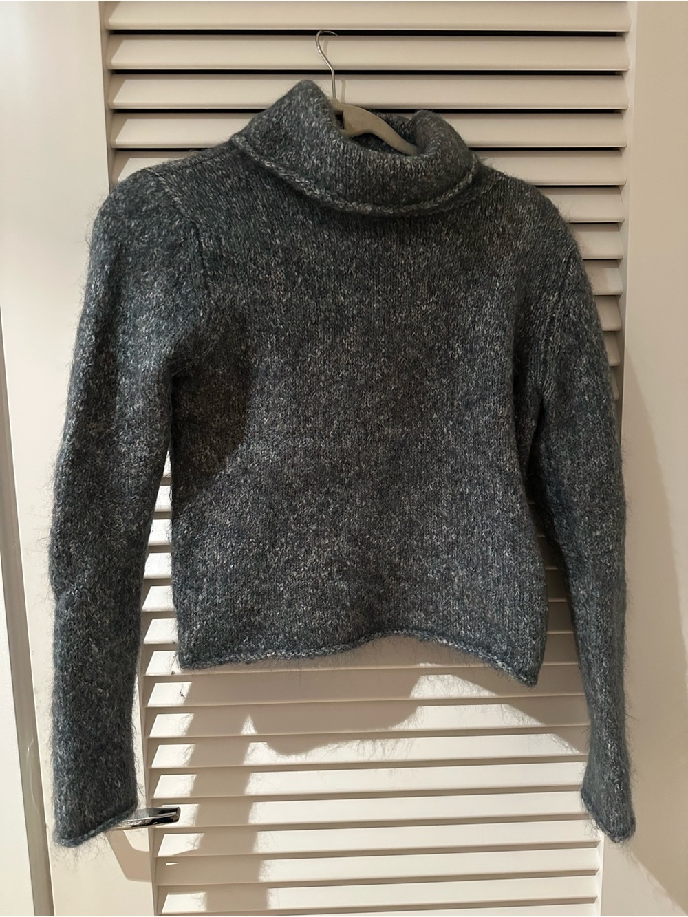 Banana Republic sweater (size S)
